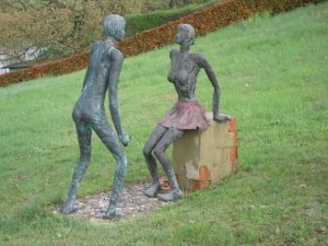 Liebespaar Toskana - Skulpturenpark hinter San Galgano